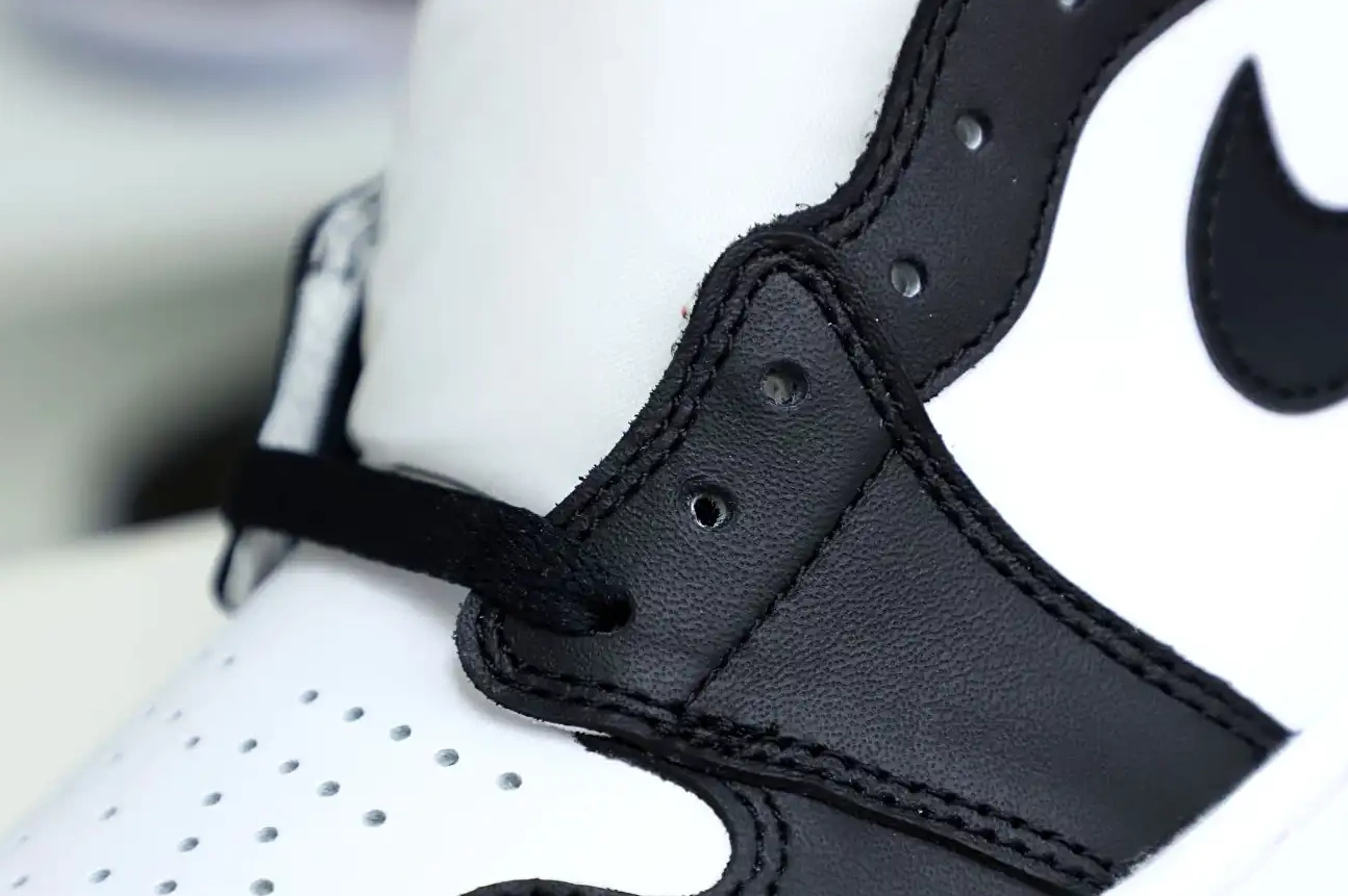 Air Toe Retro (2016) Jordan 1 Black 0402